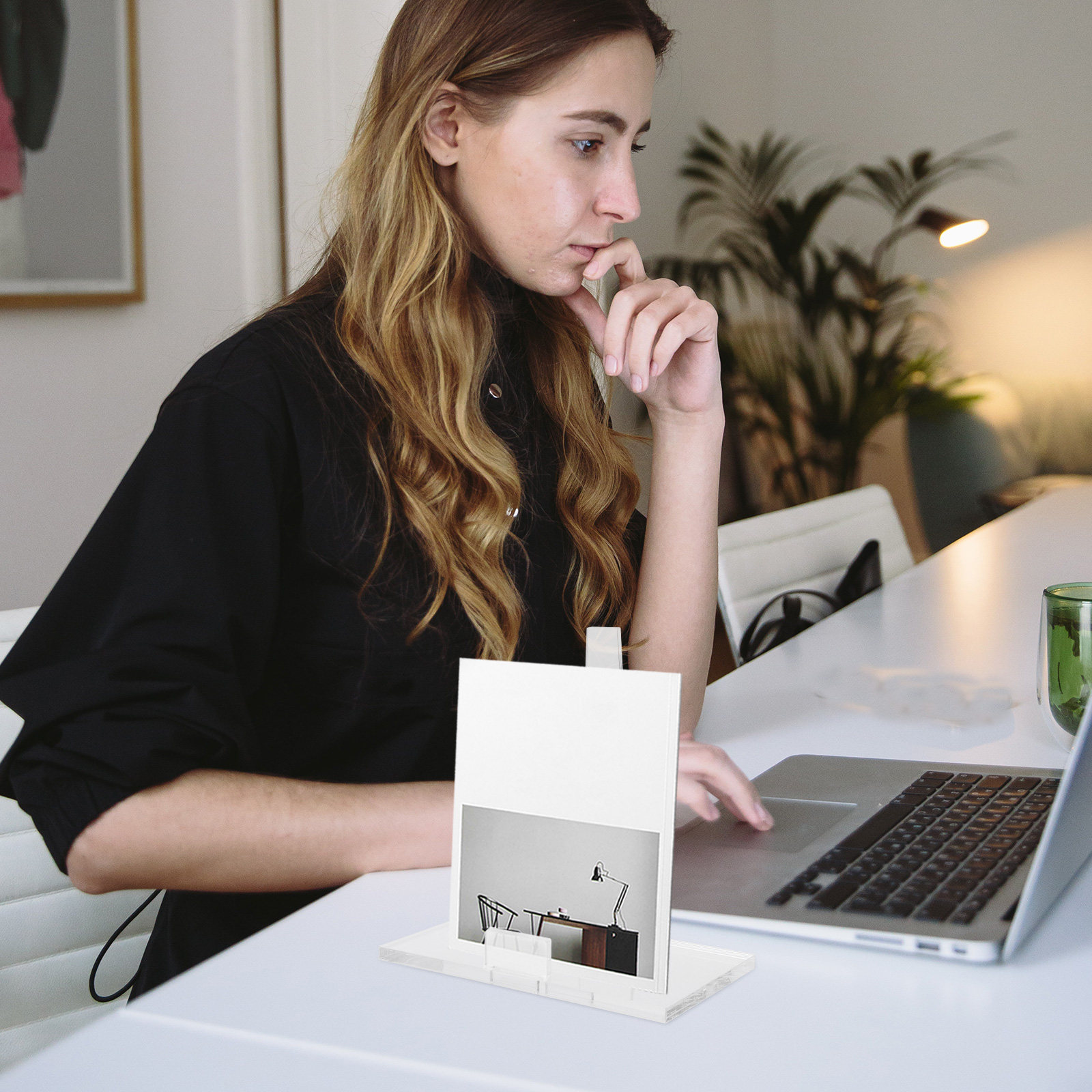 ขาตั้งกรอบรูปอะคริลิกขนาดเล็กแ - Clear Acrylic Book Stand Holder บทวิจารณ์และราคา